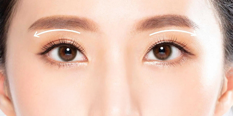 bấm mí hay cắt mí đẹp hơn